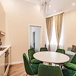 3bdr Elegance Deco Downtown Flat