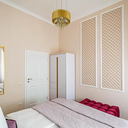 Apartment 3bdr Elegance Deco Downtown Flat Prag