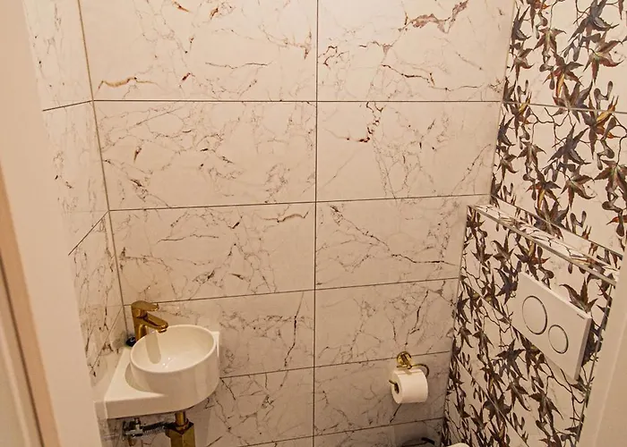 3bdr Elegance Deco Downtown Flat