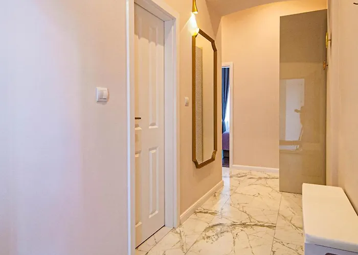3bdr Elegance Deco Downtown Flat Apartamento Praga